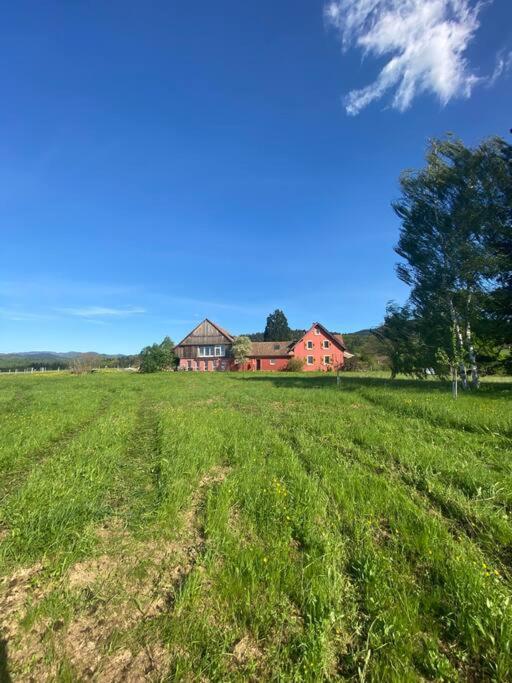 Scheune Im Gruenen Staufen Exterior foto